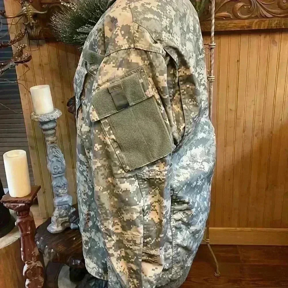 Military jacket. Size medium/long. - image 5